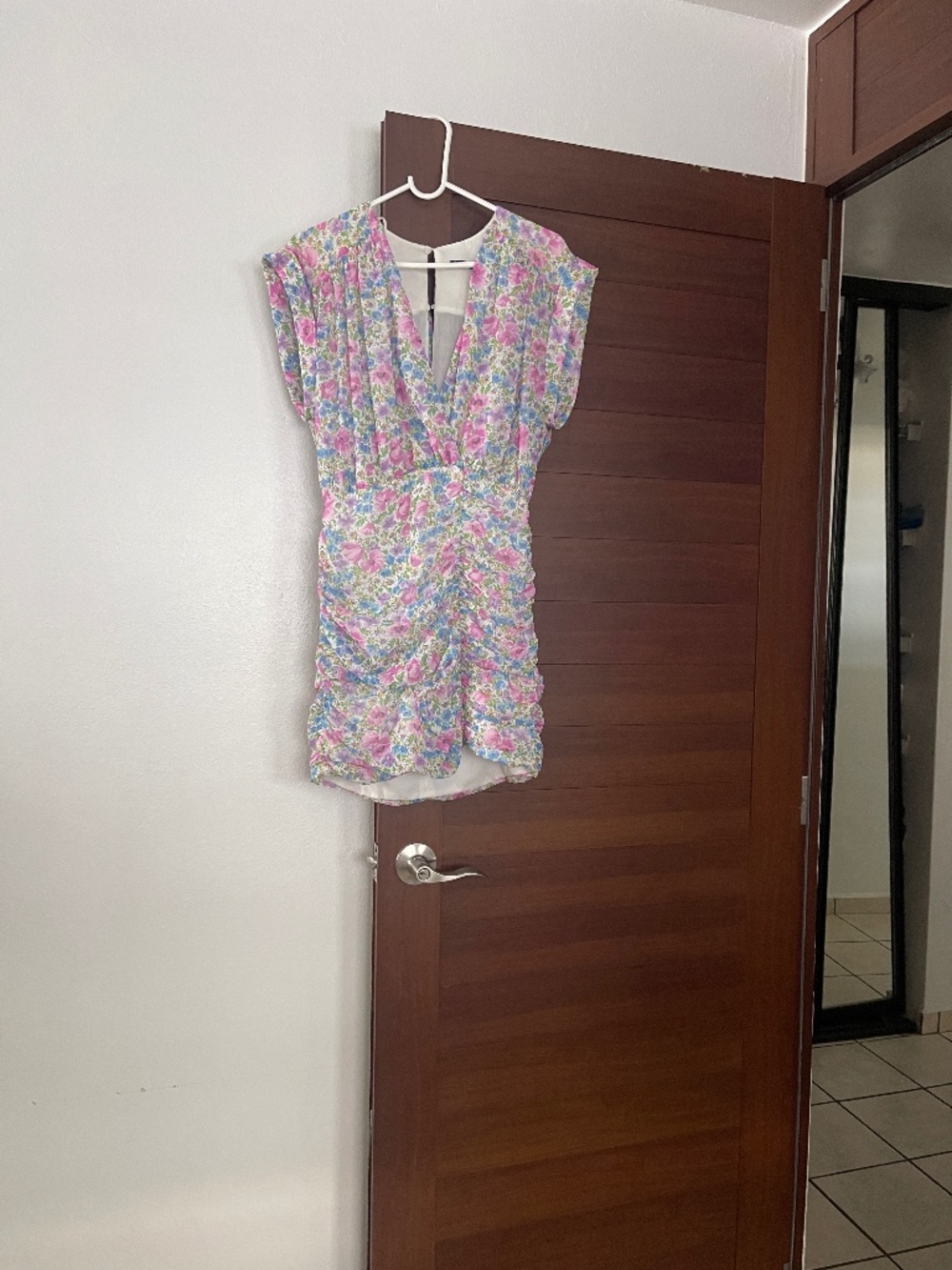Zara Floral Ruched Mini Dress | Size Small | V-Neck